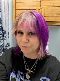 If your girl can not cut her hair like this, cut her off