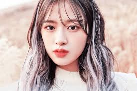 Ahn Yu Jin (cựu ca sĩ nhóm IZ*ONE) và hàng loạt sao Hàn mắc Covid-19