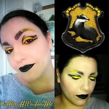Makeup Inspiration Blason Harry Potter Maison Poufsouffle Avec Images Maquillage Blason Harry Potter Harry Potter