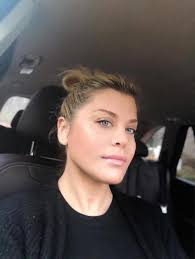Concertul sentimente, concertul magic, concertul agurida sau concertul ador le. Loredana Groza È™i A Ingrozit Fanii