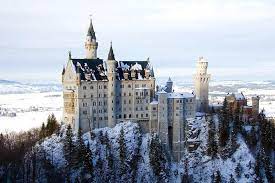 You will not be able to visit liderhof palace on the same day you visit neuschwanstein castle if you take the train to neuschwanstein castle from munich. Winter Tour To The Royal Castles Neuschwanstein Und Linderhof From Munich 2021