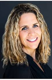 Connie Distasio's Instagram, Twitter & Facebook