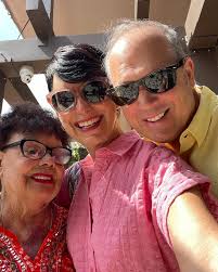 Somebody had a good Mother's Day 💐💜🥰#Cary @barbakoabyfinka @doralyard