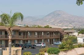 Days Inn By Wyndham In San Bernardi San Bernardino Ca