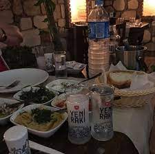 Herkes Bilinmek Ister Bilinmek Gorulmek Duyulmak Anlasilmak Her Seyi Goren Goz Kendini Goremez Alkol Siseleri Alkollu Ickiler Alkol