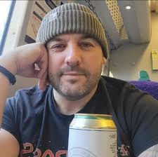 Looking for someone to clean carpets it's a living room and two bedrooms  recommended please