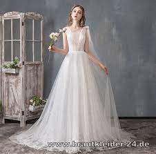 Hilde & hilde ist ihr partner in pinggau, wenn es um ihr perfektes brautkleid, mode für die braut und den bräutigam und die ganze hochzeitsgesellschaft geht. Brautkleider A Linie Tull Brautkleid Amadea Mit Spitze Und Pinsel Schleppe Brautkleider Und Acc Kleid Hochzeit Leichte Brautkleider Hochzeitskleider Spitze