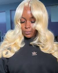 Avis Houston (@avauna_collection) • Instagram-Fotos und -Videos