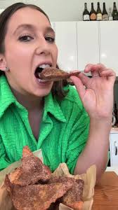 were back at it in the freezer isle… lets make apple pies 🍏  #freezerchallenge #recipe #supermarket #applepie #fyp