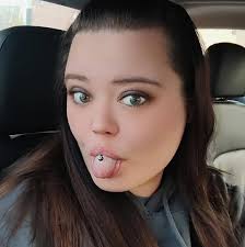 I know how hard it is to find someone to debone your deer so you can take  it to pinhooks or any other butcher that doesn't take whole deer! With that  being