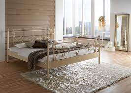 Villa mira bed and breakfast features sea views, free wifi and free private parking, located in duino, 500 metres from duino castle. Hochwertiges Metallbett Lattenrost Matratze Bett Komplett Doppelbett Mira Ebay