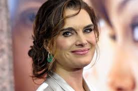 Brooke Shields Opens Up About Her Mom in Bridgehampton