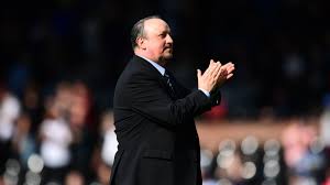 (calciatore del napoli random, su cosa ricorderà di benitez.) don raffaè benitè è il nuovo allenatore del napoli. Y9ppc Olvo4nnm