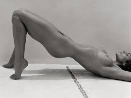 Cindy Crawford (Supermodel) - Free pics, galleries & more at Babepedia