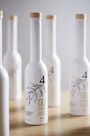 Olive Oil 4 Chelen Ecija Illustration Olive Oil Packaging Olive Oil Bottle Design Olive Oil Bottles