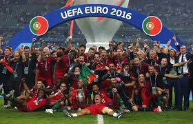 Die em erwacht zum leben! Portugal Em 2016 Sieger T Shirt Enthullt Nur Fussball