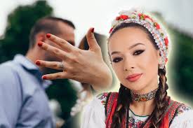 Cine este bărbatul care a cerut-o în căsătorie pe Vlăduța Lupău. S-a  întâmplat înainte să îl cunoască pe Adi Rus