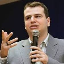 Stream Bruno Sobral (UERJ): 'Há uma retórica injustificável de que não há  dinheiro' by CEE