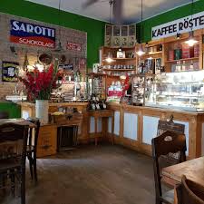 Cafe Pakolat Im Prenzlauer Berg Berlin Creme Guides