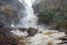 Make your plans now for camping at high falls! Lake Glenville High Falls Lower Trail North Cashiers North Carolina Hiking The Appalachians And Beyond