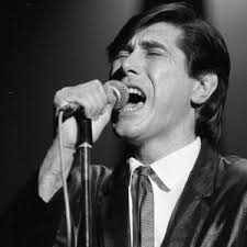 Ashland Craft Settles Into Her 17-Miles-Per-Gallon Lifestyle On Forthcoming  Debut LP 'Travelin' Kind'