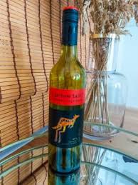 yellow tail big bold red is bursting with ripe dark fruits, earthy spices and a rich,. Red Wine Tasting Cabernet Sauvignon Madame Schischi