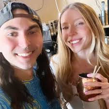 Happy Monday!✌️😁 Stop in today and see: 🍵Madi 7a-12p ☕️ Stephen 12p-6p  🍵Zach 6-1a Tomorrow Night join us for Karaoke 730p-1130p 🎶 Wednesday come  out for Trivia🧠🌍 8p-10p 😊 Happy Hour is