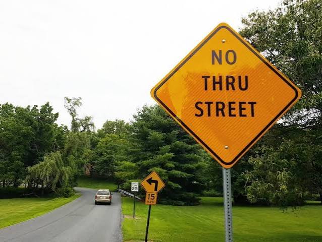 Mystery Over 'No Thru Street' Signs in Lower Saucon – Saucon Source