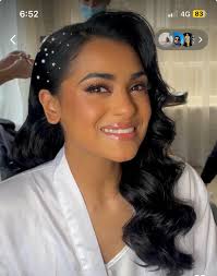 Located in Beaconsfeild 3807** Hi lovely's!! I'm looking for some girls to  create content with for my makeup page! I've added some photos of inspo.  You must be comfortable in front of