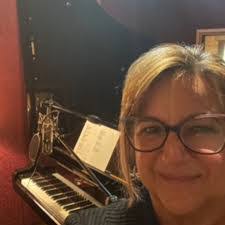 Hope Newman's Instagram, Twitter & Facebook