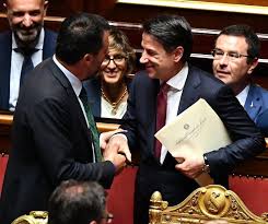 Italia viva sprofonda a 2,4%, per gli italiani renzi agisce per interessi personali. Crisi Governo Le Facce Di Salvini Durante L Attacco Di Conte La Repubblica