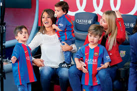 Lionel messi childhood & early life. Lionel Messi Kid Names