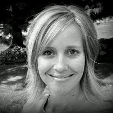 Sarah Chupp's Instagram, Twitter & Facebook