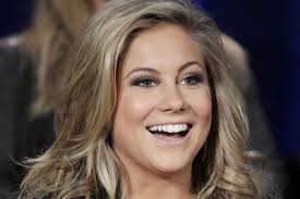 Watch: Shawn Johnson, Andrew East expecting after miscarriage
