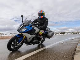 It seems some students have put in work to covert a bmw boxer engine to run on diesel. Bmw R1200rs 2015 On Review And Used Buying Guide Mcn