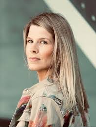 Heidi Unger's Instagram, Twitter & Facebook