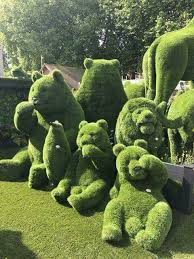 Pin Von Dietmar Stecknitz Auf Garten Formschnitt Garten Garten Gartenskulpturen