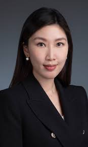 Sabrina Lau's Instagram, Twitter & Facebook