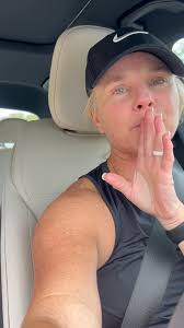 I could get used to California livin'! Newport Beach last night, coffee  along the boardwalk this morning and now