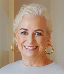 Margo Downing's Instagram, Twitter & Facebook