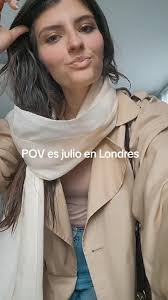 Elena Roche (@elena_roche)