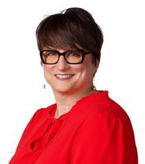 Cynthia Clare's Instagram, Twitter & Facebook