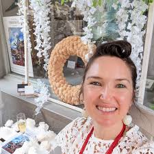 Machen Sie sich bereit für eine künstlerische Reise im „The Collector's  Cellar“! 🎨✨ Entdecken Sie die lebendigen Werke von Barbara Scherrer in  einer einzigartigen Atmosphäre. Besuchen Sie uns am 28. März 2025.