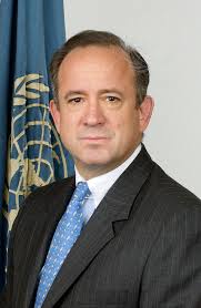 Secretary-General Holds Town Hall Meeting With Staff