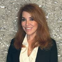 Carrie Stearns's Instagram, Twitter & Facebook