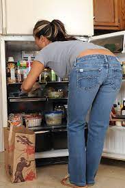 Mature housewife masturbating while watching porn. Housewife Pictures Mature Porn Galleries At Spicy Older Women