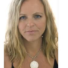 I met Shereen de Rousseau around 2004. She had this natural elegance and  dry wit