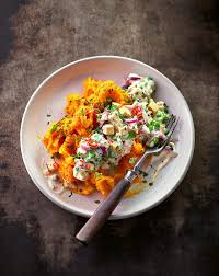 Rezept Von Attila Hildmann Kurbisstampf Mit Cremigen Erbsen Fotografie C Hubertus Schuler Rezepte Kurbisgemuse Rezept Hildmann