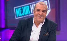 Checho hirane se refirió en sus redes sociales a los resultados de la segunda vuelta presidencial, en la que triunfó gabriel boric. Checho Hirane Reemplazara A Mary Rose Mcgill En Candidato Llego Tu Hora