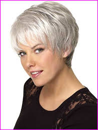 Focusing on the type of hair, the hairdresser chooses the right look for this hairstyle. Short Pixie Cuts For Grey Hair Short Pixie Cuts